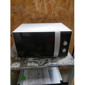 MICRO ONDES SAMSUNG ME82V