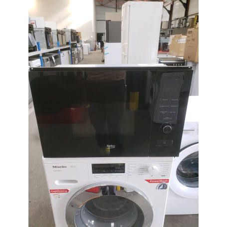 Micro Ondes BEKO BMGB20212B